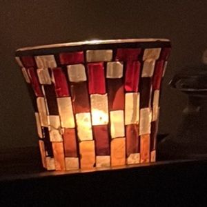 2 Yankee Candle stained glass votive candle holders. NEW ONLY 1 has tag. I